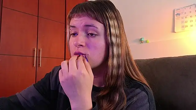 Snapshot of NEXT_DOOR_GIRL_ chatting on December 14, 1:27 pm NEXT DOOR GIRL online show from December 14, 1:27 pm