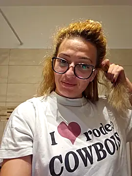 Selenna emma online show from October 24, 8:27 pm