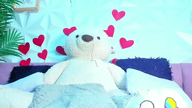 Briyit Doll online show from September 20, 4:57 am