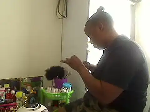 browndolly12 online show from March 9, 11:03 am