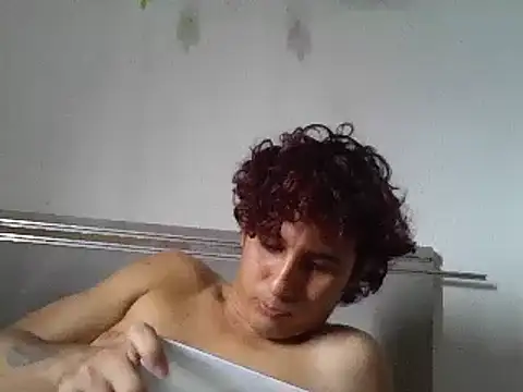 Snapshot of pedrodavid_ chatting on January 7, 7:17 pm pedrodavid online show from January 7, 7:17 pm