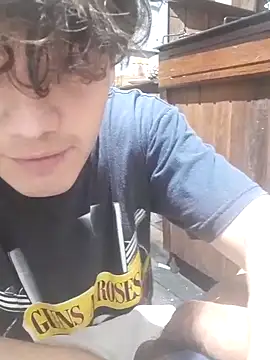 Snapshot of pedrodavid_ chatting on September 19, 4:03 am pedrodavid online show from September 19, 4:03 am