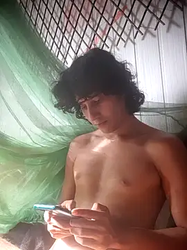 pedrodavid  online show from June 7, 7:06 pm