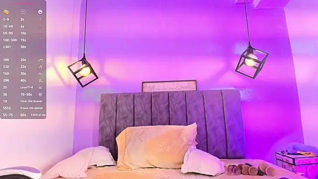 Sophiee Velvet online show from September 18, 3:03 pm