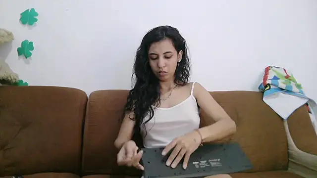 mina smith1 online show from March 18, 3:31 pm