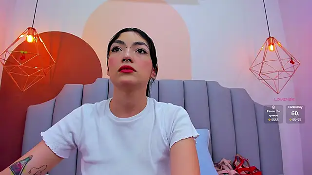 Snapshot of ThailyCherry chatting on February 5, 7:31 pm ThailyCherry online show from February 5, 7:31 pm