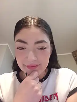 ThailyCherry online show from March 10, 10:20 am