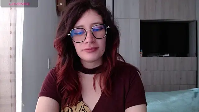 mariana124- online show from February 22, 3:47 pm