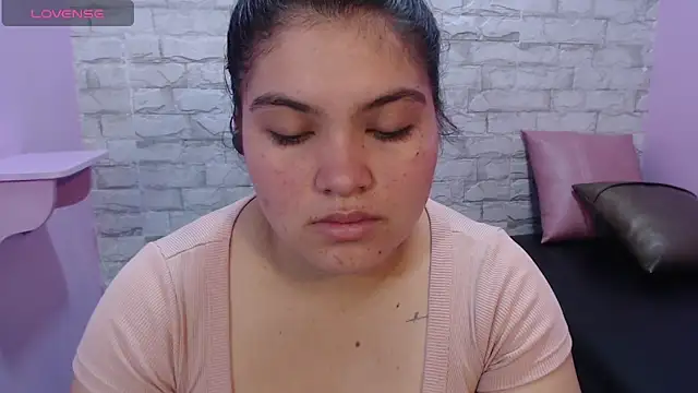 Snapshot of Marinasexxx chatting on March 21, 6:44 pm Marinasexxx online show from March 21, 6:44 pm