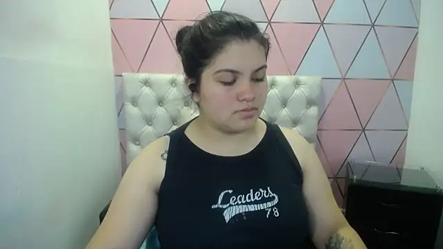 Snapshot of Marinasexxx chatting on May 27, 8:06 pm Marinasexxx online show from May 27, 8:06 pm