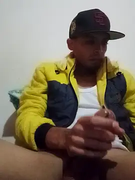 Snapshot of Jowel8 chatting on July 5, 4:07 am Jowel8 online show from July 5, 4:07 am