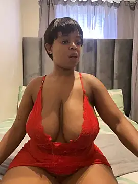 Snapshot of Saggy_areola95 chatting on May 9, 8:41 am Saggy areola95 online show from May 9, 8:41 am