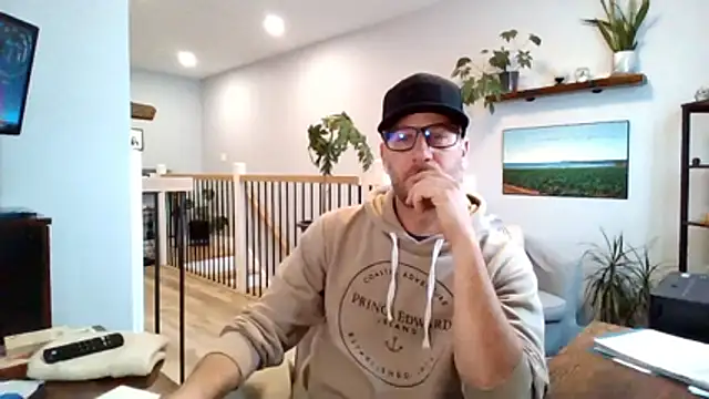 Snapshot of Bigdicktrav902 chatting on January 13, 1:27 pm Bigdicktrav902 online show from January 13, 1:27 pm