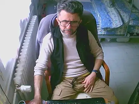 Lokoum3939 online show from March 11, 12:55 pm