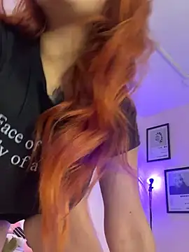 Snapshot of SweetJennaa chatting on January 25, 1:43 am SweetJennaa online show from January 25, 1:43 am