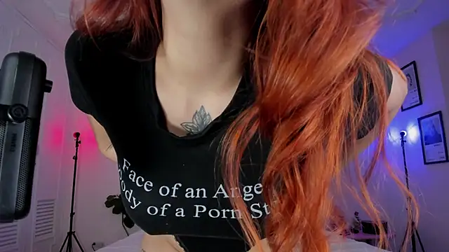 Snapshot of SweetJennaa chatting on January 25, 4:45 am SweetJennaa online show from January 25, 4:45 am