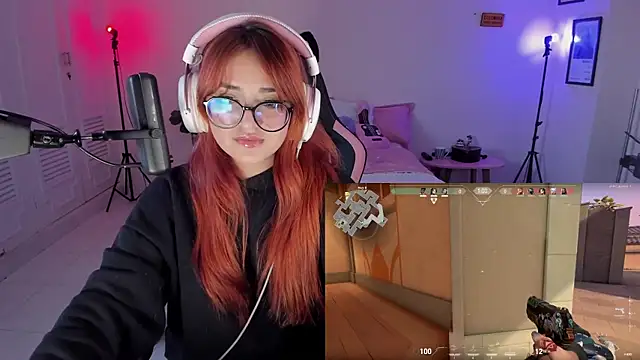 Snapshot of SweetJennaa chatting on February 1, 12:16 pm SweetJennaa online show from February 1, 12:16 pm