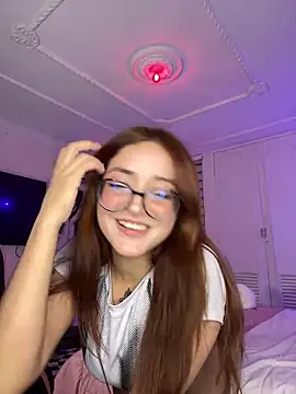 Snapshot of SweetJennaa chatting on February 22, 1:33 am SweetJennaa online show from February 22, 1:33 am