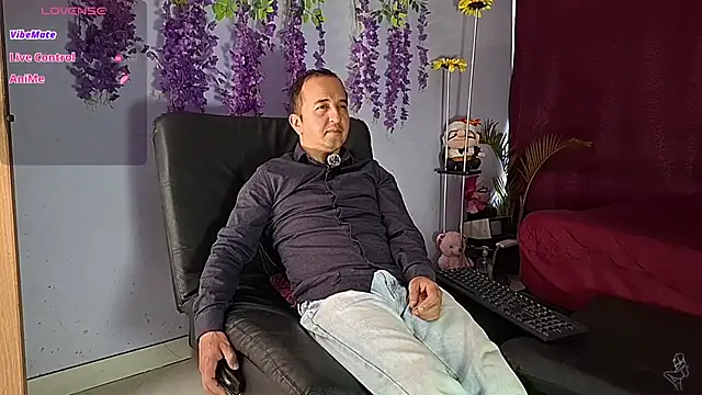 yazfore2 online show from June 22, 12:46 pm