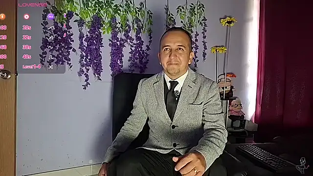 yazfore2 online show from July 10, 2:30 pm
