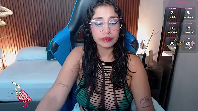 venuz lee online show from November 14, 1:21 pm