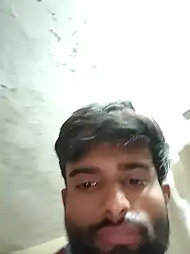 Snapshot of PRIYANHU@xh chatting on March 21, 2:49 am PRIYANHUxh online show from March 21, 2:49 am