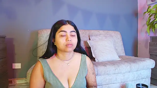 jade brunnette online show from June 22, 8:06 pm