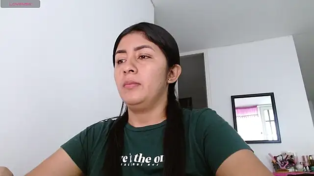 danna peterson1 online show from December 4, 8:28 pm