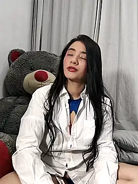 Snapshot of DashaFoxxx chatting on February 6, 12:37 pm DashaFoxxx online show from February 6, 12:37 pm