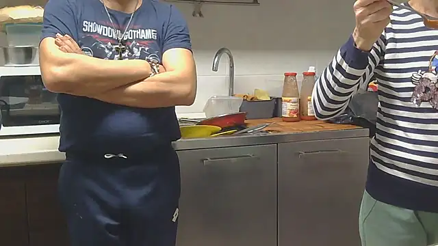 Snapshot of couplemilf2 chatting on December 14, 4:45 pm couplemilf2 online show from December 14, 4:45 pm