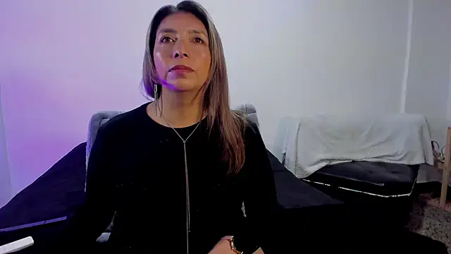 Snapshot of MichelleManson chatting on October 14, 9:21 am MichelleManson online show from October 14, 9:21 am