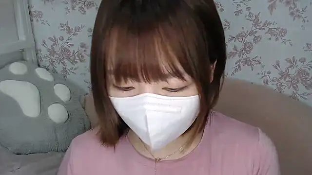 Snapshot of mei_hosina chatting on July 5, 3:52 pm mei hosina online show from July 5, 3:52 pm
