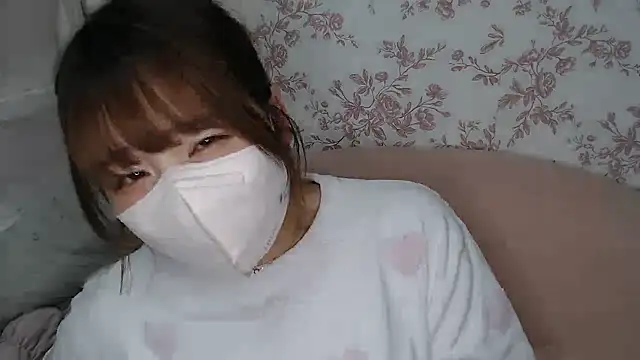 Snapshot of mei_hosina chatting on July 20, 3:47 pm mei hosina online show from July 20, 3:47 pm