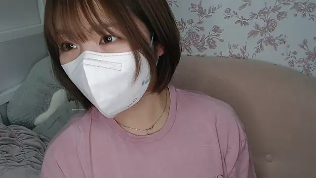 Snapshot of mei_hosina chatting on August 2, 3:43 pm mei hosina online show from August 2, 3:43 pm