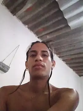 AlexaWarner online show from November 3, 4:08 pm