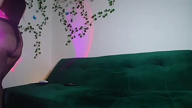 cattaleya02 online show from December 19, 12:56 am