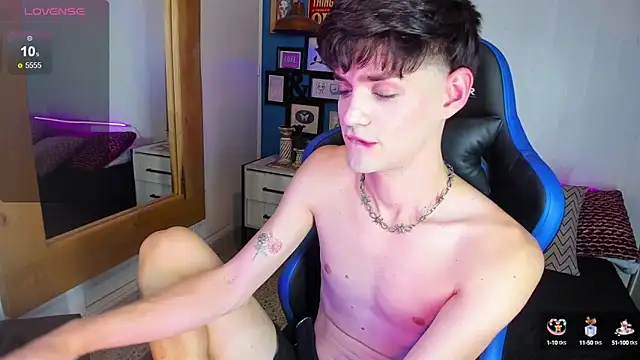 VladHellsing4 online show from February 21, 5:53 pm