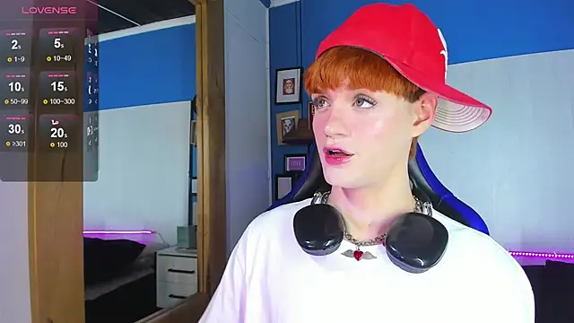 VladHellsing4 online show from September 25, 2:21 pm