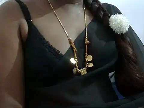 Snapshot of Hot_akshara chatting on October 4, 6:17 pm Hot akshara online show from October 4, 6:17 pm