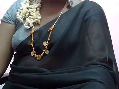 Hot akshara online show from March 7, 5:37 am