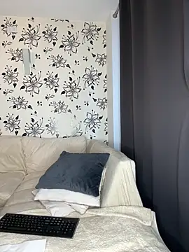 Nefera De Nile online show from March 19, 5:11 am