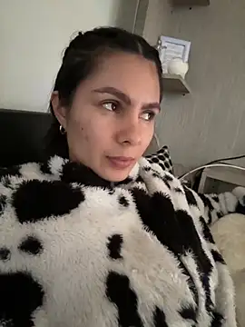 Snapshot of SofiaG_ chatting on November 3, 7:04 pm SofiaG online show from November 3, 7:04 pm