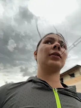 Snapshot of SofiaG_ chatting on November 18, 8:57 pm SofiaG online show from November 18, 8:57 pm