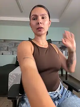 Snapshot of SofiaG_ chatting on December 2, 8:59 pm SofiaG online show from December 2, 8:59 pm