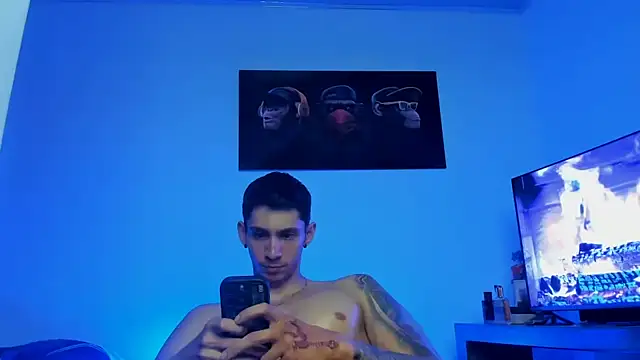 OliverBennet online show from October 16, 5:41 am