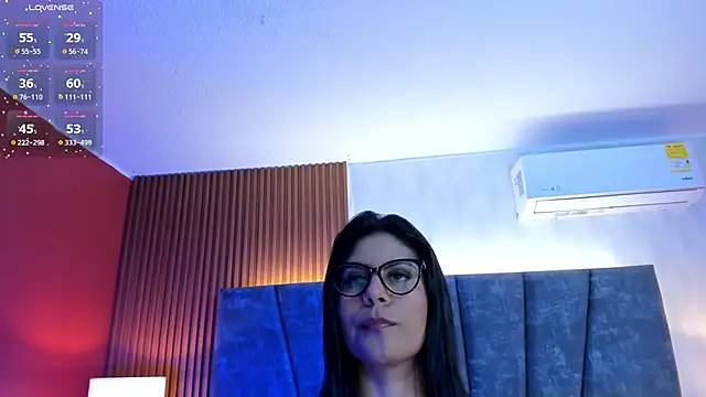 Snapshot of Ada__lee_ chatting on November 26, 1:28 am Ada lee online show from November 26, 1:28 am