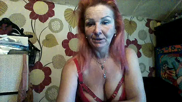 CassandraSandra44 online show from March 26, 7:14 am