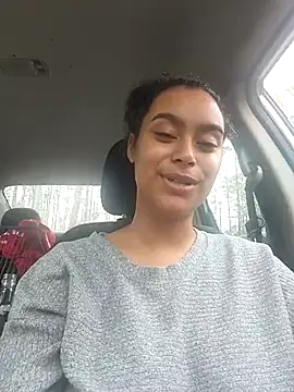 cinnaminnie online show from March 16, 2:55 pm