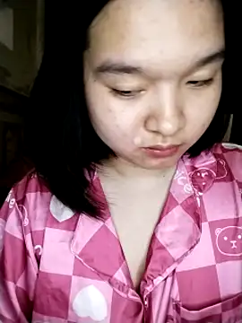 Thomgdee online show from March 5, 1:39 pm