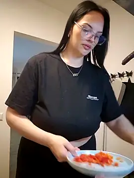 Jujuicy 97 online show from October 27, 4:22 pm